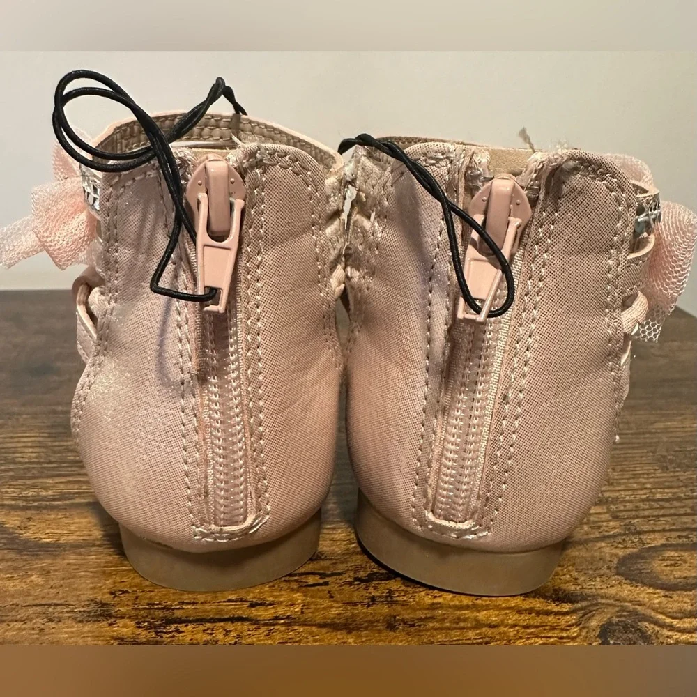 Pop Little Girls Begonia Pink Ankle Strap Flat Sandals NWT Size Little Girls 3